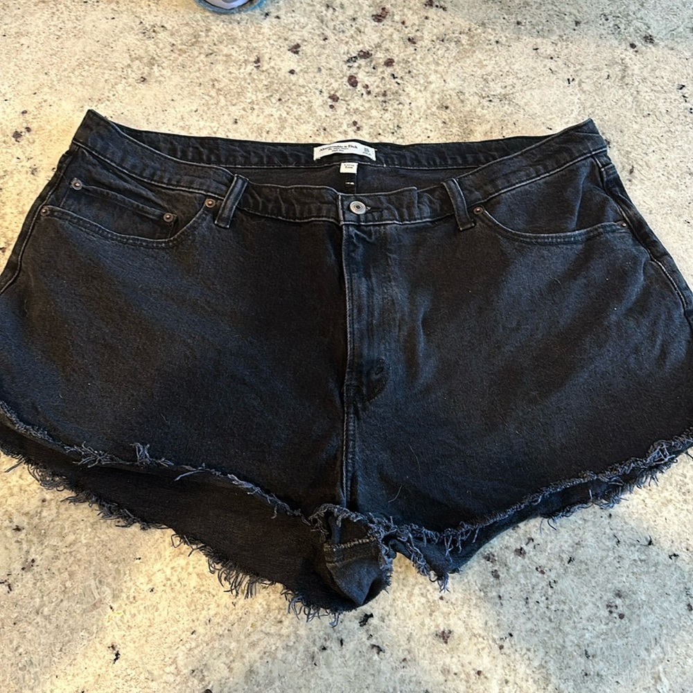 Abercrombie Black Shorts Curve Love Size 35